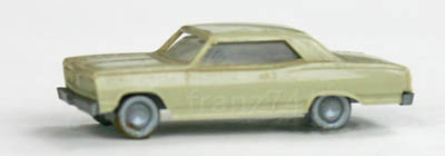 PKWs-Wiking-910-2x-xx-Chevrolet-Malibu-beige