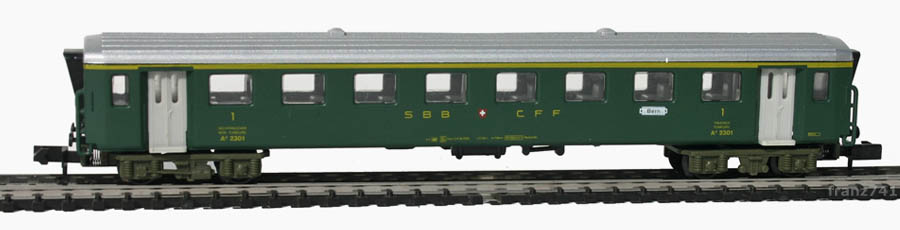 Arnold-3710-EW-I-Personenwagen-SBB-1Klasse