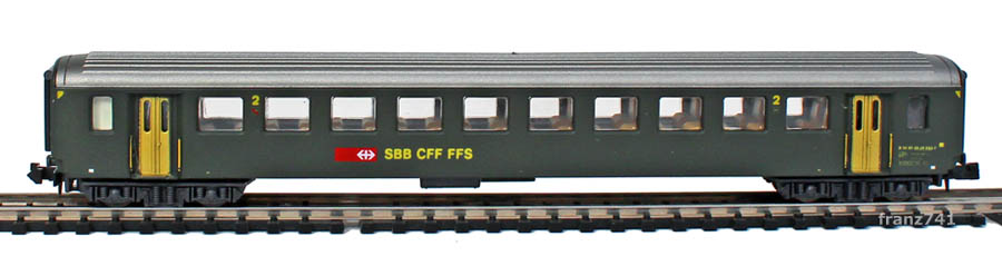 Lima-320811-EW-I-Personenwagen-SBB-2Klasse